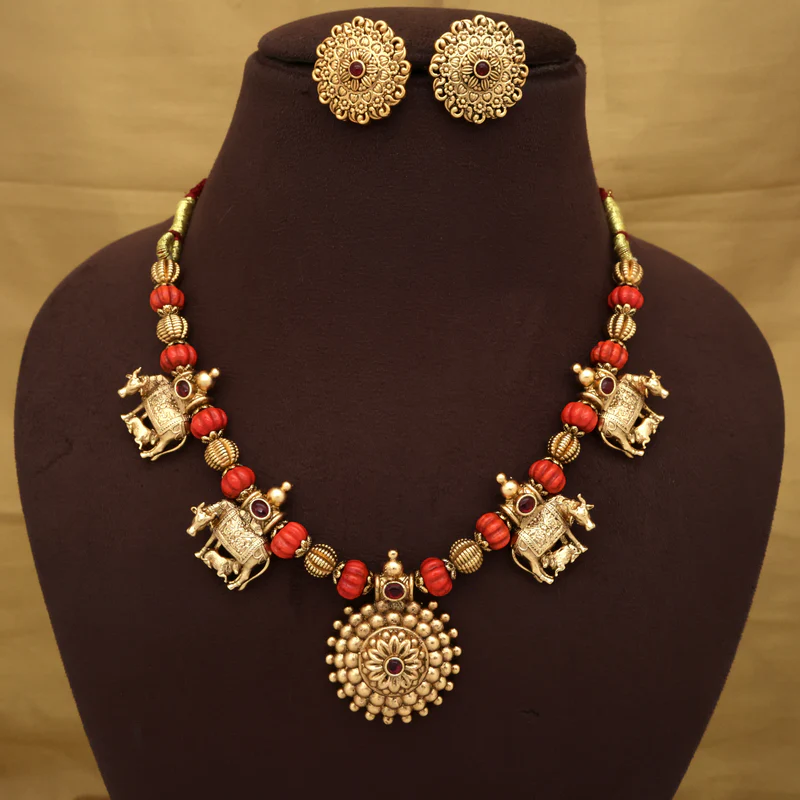 Gold Look Cow & Calf Maharashtrian Style Thushi Necklace Set